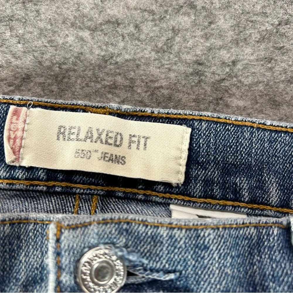 Vintage Levi’s 550 Jeans Men 38x32 Blue Relaxed Y2K Baggy‎ Wide-Leg Grunge Denim